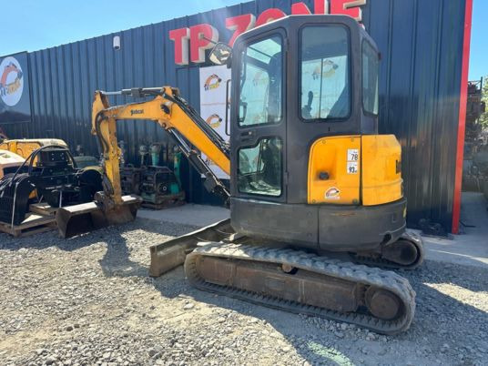 Bobcat E35 Cabine à 22500 € HT - Máy xúc mini: hình 4 Bobcat E35 Cabine à 22500 € HT - Máy xúc mini: hình 4