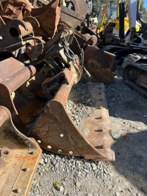 Godet inclinable S60 - Gầu: hình 3 Godet inclinable S60 - Gầu: hình 3