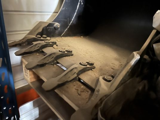 Godet strickland Martin MH10 - Gầu máy xúc: hình 3 Godet strickland Martin MH10 - Gầu máy xúc: hình 3