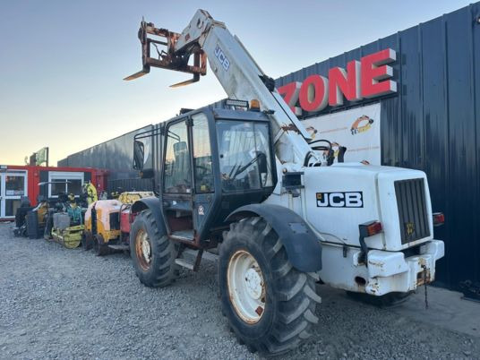 JCB 528-70 à 18 500 € HT - Xe nhấc hình viễn vọng kính: hình 2 JCB 528-70 à 18 500 € HT - Xe nhấc hình viễn vọng kính: hình 2