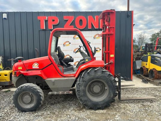 Manitou M26-4 4X4 à 18500 € HT - Xe nâng: hình 1 Manitou M26-4 4X4 à 18500 € HT - Xe nâng: hình 1