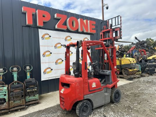 Nissan CHARIOT DIESEL 1T5 à 10500 € HT - Xe nâng diesel: hình 5 Nissan CHARIOT DIESEL 1T5 à 10500 € HT - Xe nâng diesel: hình 5