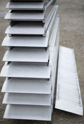 Rampes de chargement aluminium - Đường dốc di động: hình 2 Rampes de chargement aluminium - Đường dốc di động: hình 2