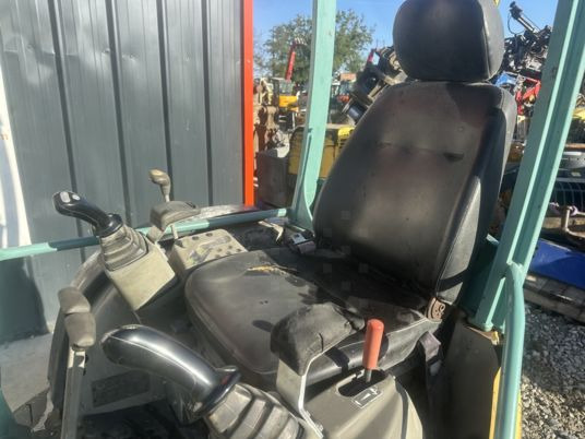 Máy xúc mini Yanmar VIO20-4 à 14900 € HT: hình 7