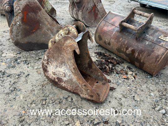 Godet de tranchée - axe 30 mm - Gầu máy xúc: hình 1 Godet de tranchée - axe 30 mm - Gầu máy xúc: hình 1
