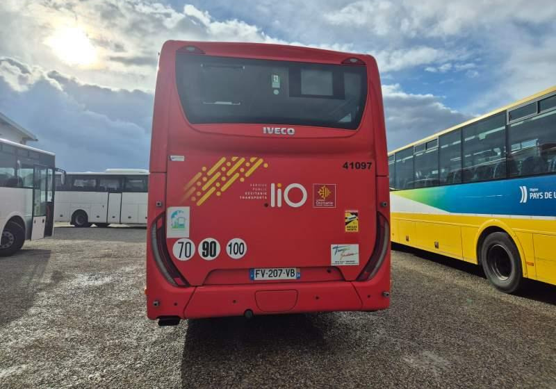 Iveco *3 SZTUKI* Iveco Crossway EURO6 PRZEBIEG 250 TYS - Xe bus ngoại ô: hình 2 Iveco *3 SZTUKI* Iveco Crossway EURO6 PRZEBIEG 250 TYS - Xe bus ngoại ô: hình 2
