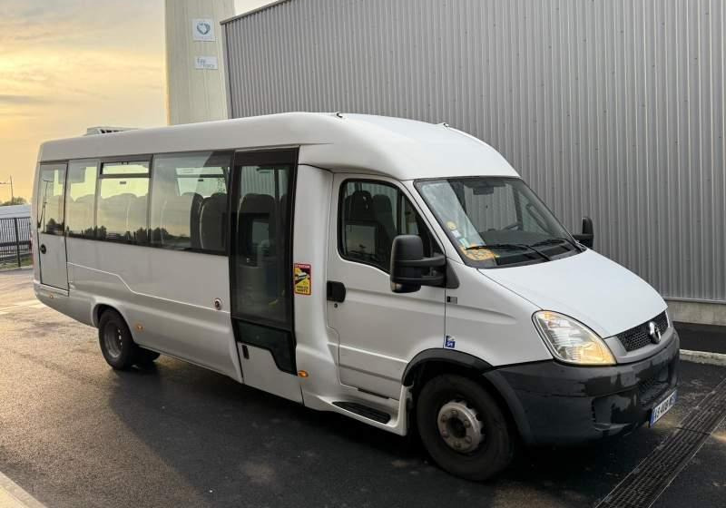 Iveco Daily DURISOTTI / 28miejsc - Xe bus ngoại ô: hình 3 Iveco Daily DURISOTTI / 28miejsc - Xe bus ngoại ô: hình 3