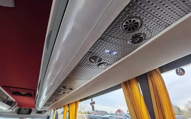 Xe bus ngoại ô Iveco Indcar Mago 33 *klima*: hình 30