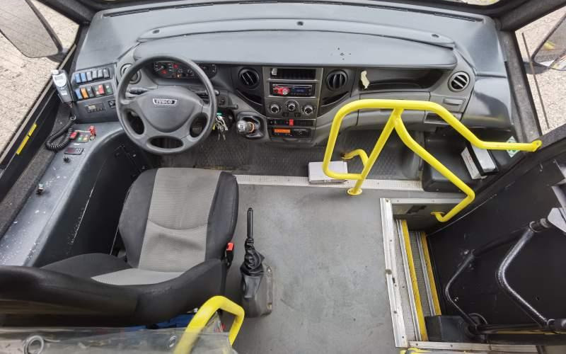Iveco Kapena Thesi 34 EURO V *daily*wing*mediano - Xe bus ngoại ô: hình 4 Iveco Kapena Thesi 34 EURO V *daily*wing*mediano - Xe bus ngoại ô: hình 4