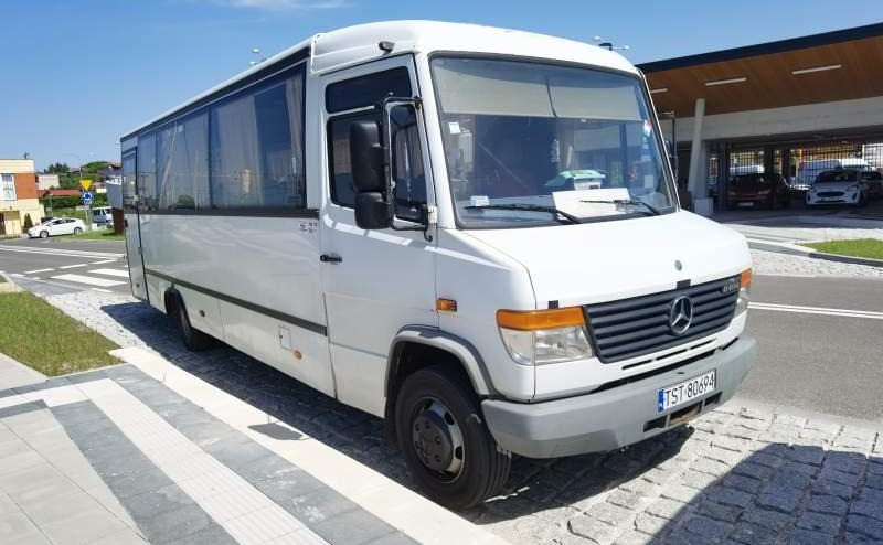 Mercedes-Benz Vario 814D 38+15 - Xe bus ngoại ô: hình 2 Mercedes-Benz Vario 814D 38+15 - Xe bus ngoại ô: hình 2