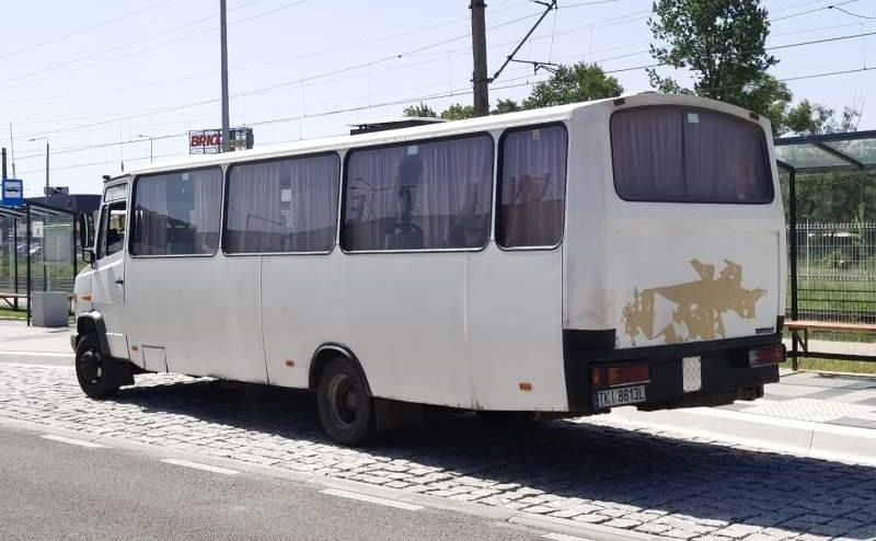 Mercedes-Benz Vario 814D 39+12 - Xe bus ngoại ô: hình 2 Mercedes-Benz Vario 814D 39+12 - Xe bus ngoại ô: hình 2