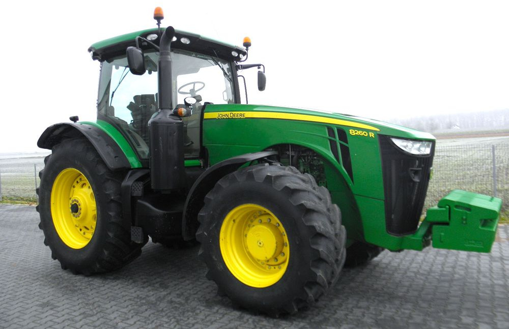 John Deere 8260R 2014 Rok, Skrzynia POWERSHIFT ,9200 mtg, Nie Malowany, Stan Idealny - Máy cày: hình 4 John Deere 8260R 2014 Rok, Skrzynia POWERSHIFT ,9200 mtg, Nie Malowany, Stan Idealny - Máy cày: hình 4