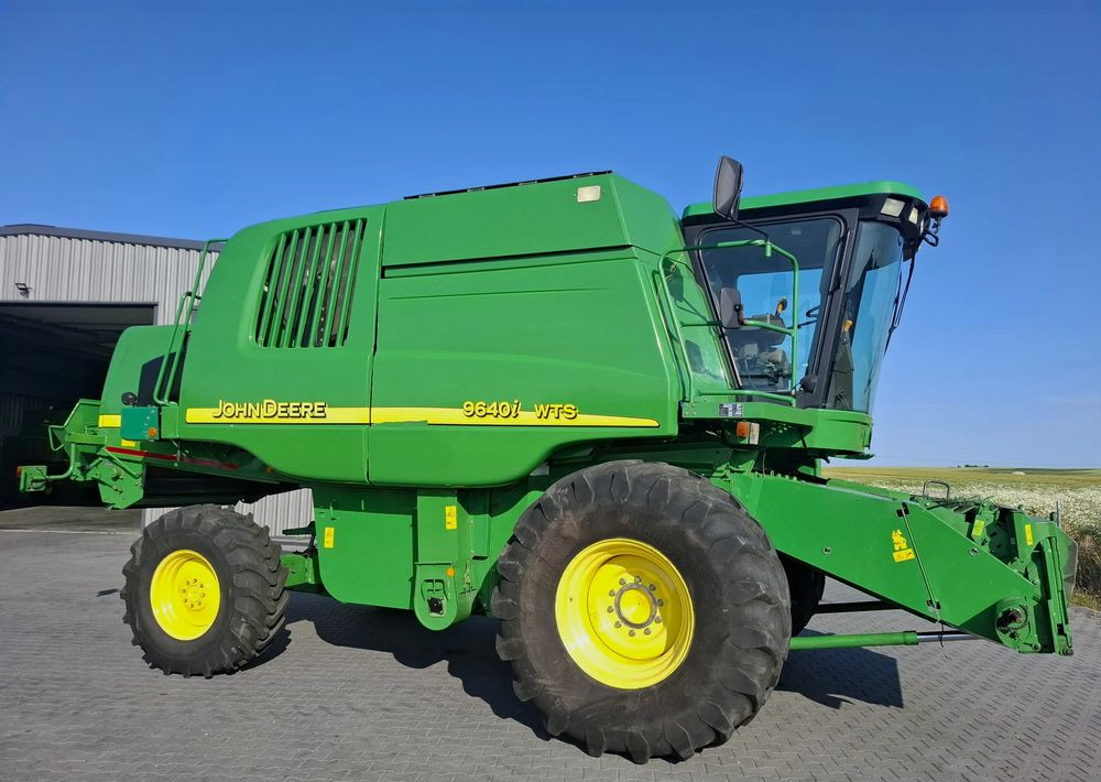 John Deere WTS 9640i 2005 Rok, heder 6,1m, Stol do rzepaku, Nie Malowany, Stan Bardzo Dobry - Máy gặt đập: hình 2 John Deere WTS 9640i 2005 Rok, heder 6,1m, Stol do rzepaku, Nie Malowany, Stan Bardzo Dobry - Máy gặt đập: hình 2