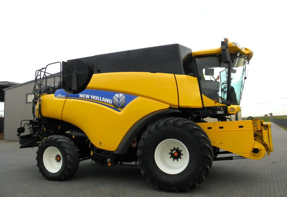 New Holland CR9080 2013 Rok , heder Varifeed 9,15m, Nowsza Wersja, Nie Malowany, Stan Idealny - Máy gặt đập: hình 2 New Holland CR9080 2013 Rok , heder Varifeed 9,15m, Nowsza Wersja, Nie Malowany, Stan Idealny - Máy gặt đập: hình 2