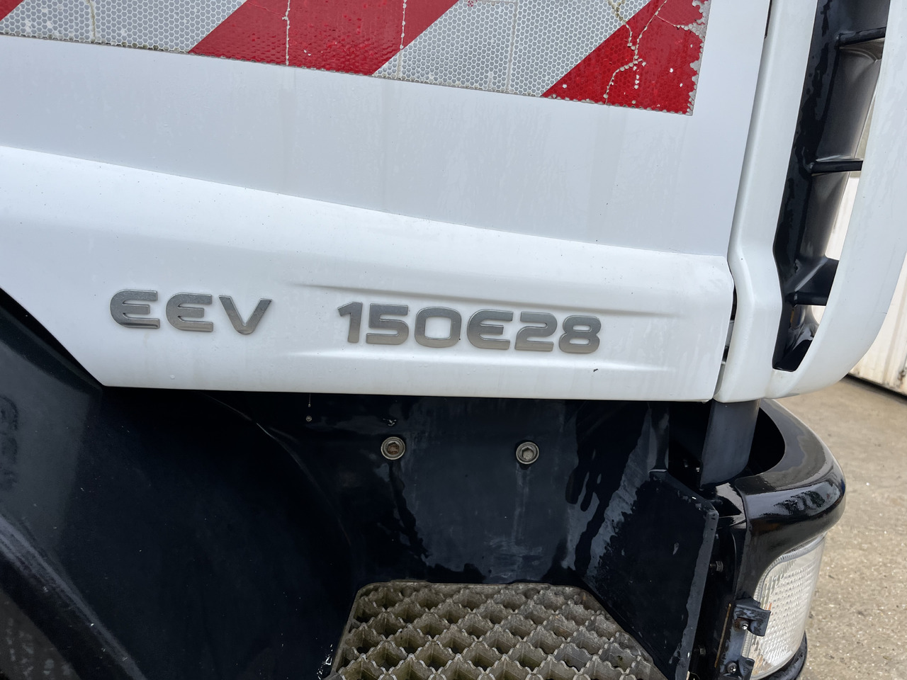 Iveco Eurocargo 150E28 4x4 nacelle Time 16M - Nền bục trên không gắn trên xe tải: hình 5 Iveco Eurocargo 150E28 4x4 nacelle Time 16M - Nền bục trên không gắn trên xe tải: hình 5