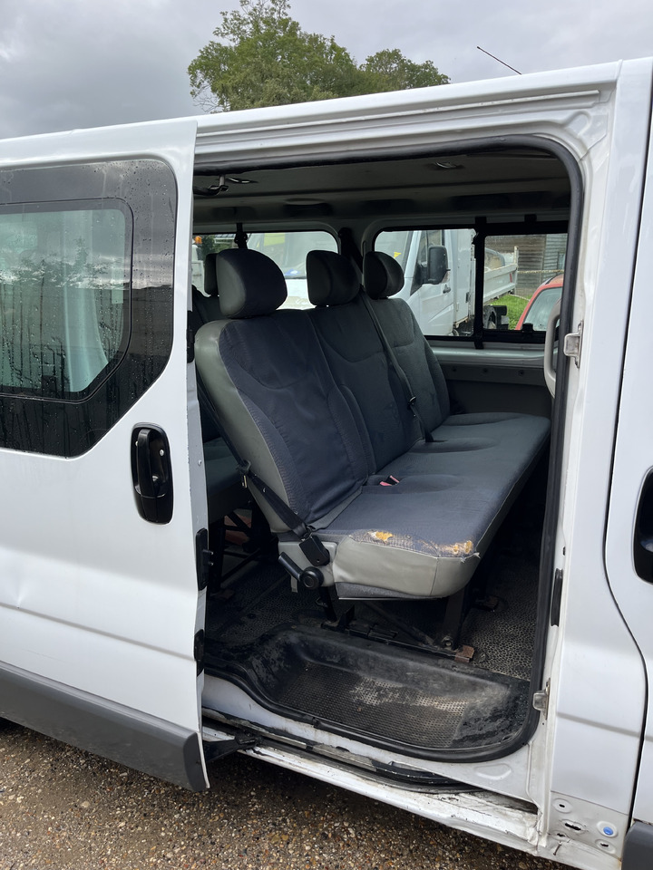 Cho thuê Renault Trafic 1L9 dci 80cv 9 places Renault Trafic 1L9 dci 80cv 9 places: hình 6