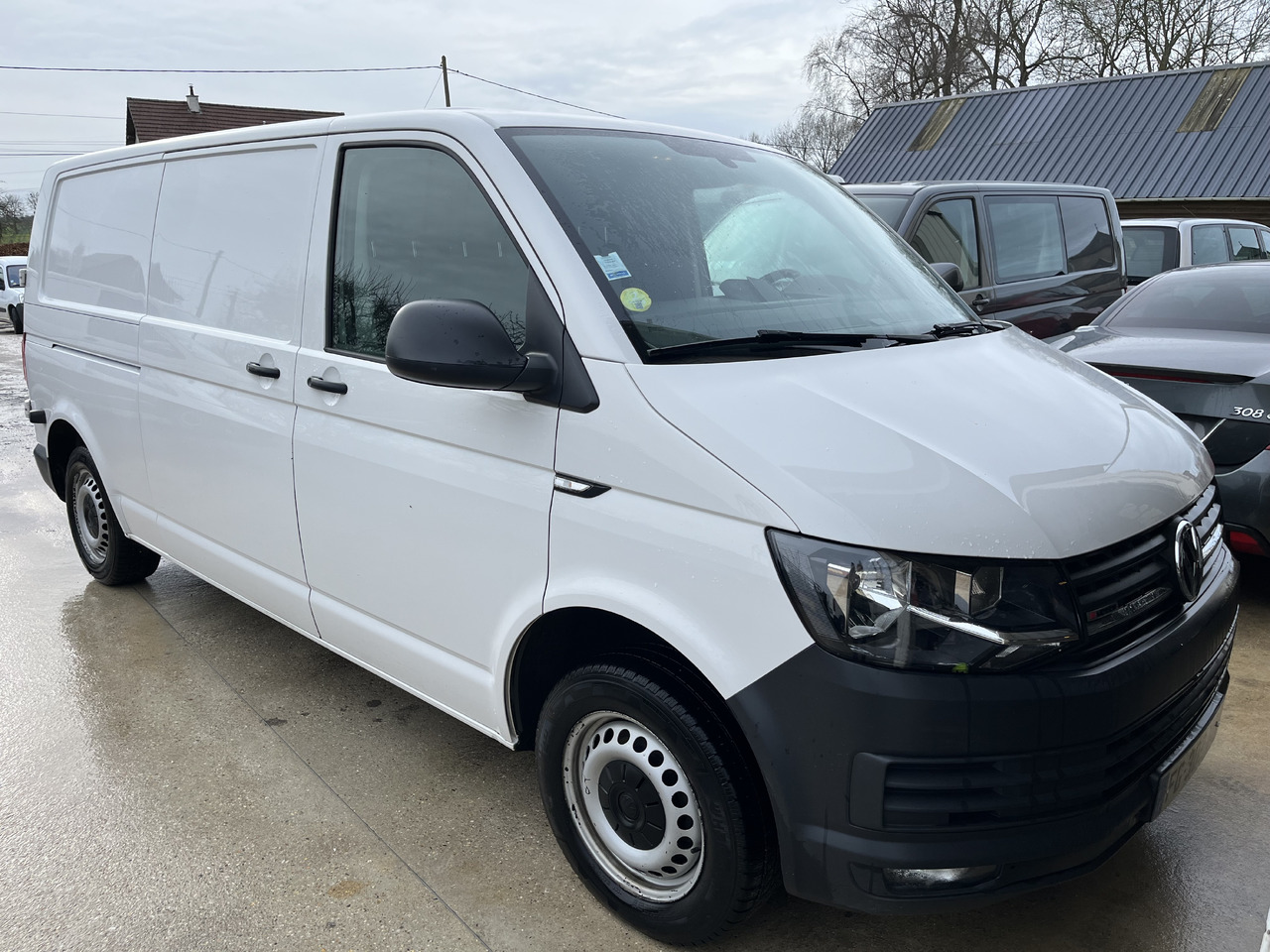 Volkswagen Transporter T6 2L tdi 150cv long bas 4x4 4motion - Xe van chở hàng: hình 2 Volkswagen Transporter T6 2L tdi 150cv long bas 4x4 4motion - Xe van chở hàng: hình 2