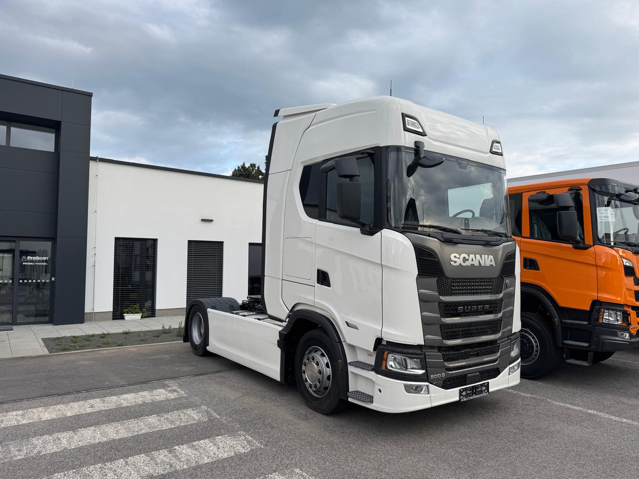 SCANIA S500A4x2LA N323 - Xe đầu kéo: hình 1 SCANIA S500A4x2LA N323 - Xe đầu kéo: hình 1