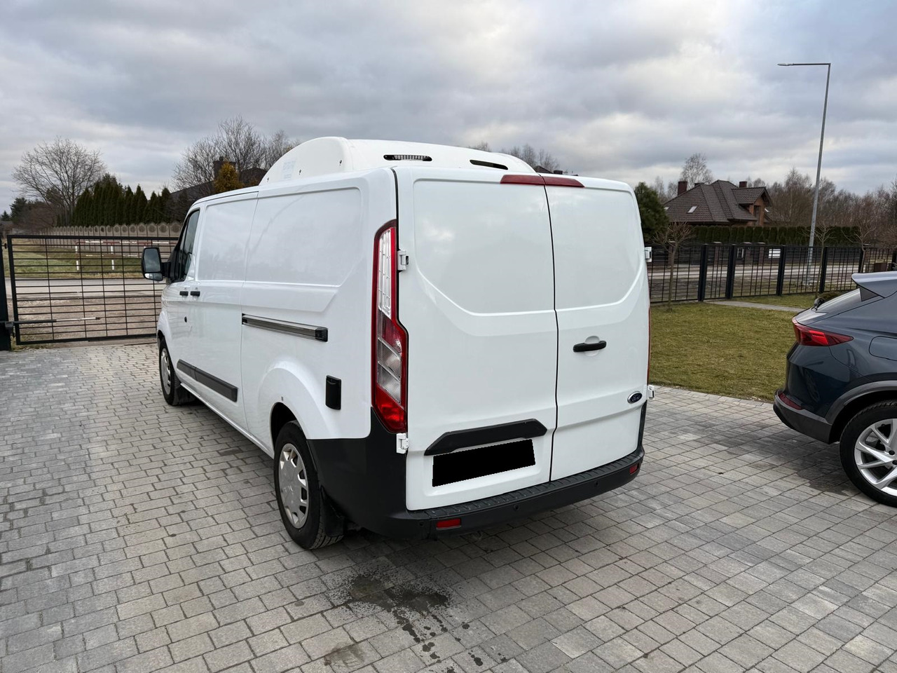 Ford Custom - Xe van đông lạnh: hình 4 Ford Custom - Xe van đông lạnh: hình 4