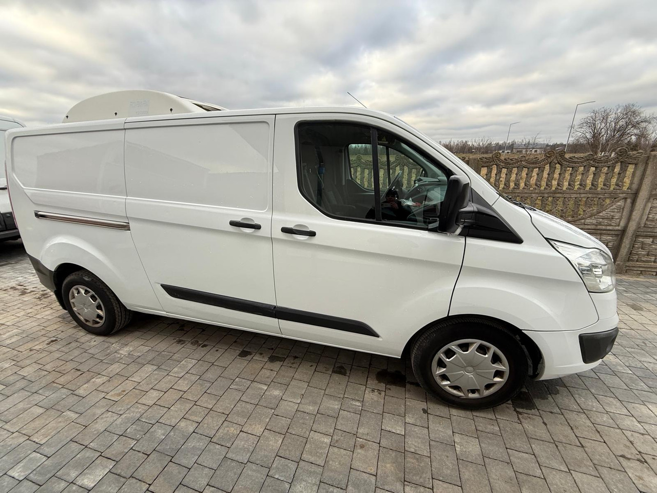 Ford Custom - Xe van đông lạnh: hình 1 Ford Custom - Xe van đông lạnh: hình 1
