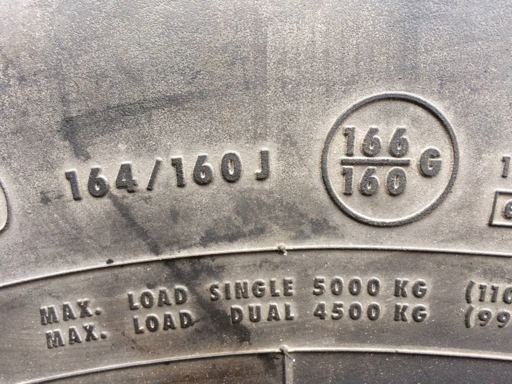 Continental 14.00R20 HCS - USED NN 95% - Lốp cho Xe tải: hình 4 Continental 14.00R20 HCS - USED NN 95% - Lốp cho Xe tải: hình 4