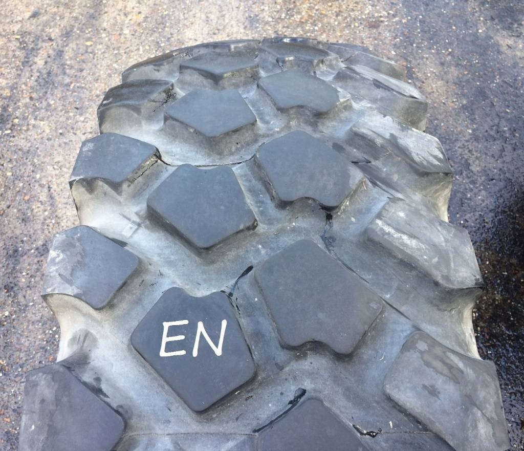 Michelin 16.00R20 XZL - USED EN 80% - Lốp cho Xe tải: hình 3 Michelin 16.00R20 XZL - USED EN 80% - Lốp cho Xe tải: hình 3