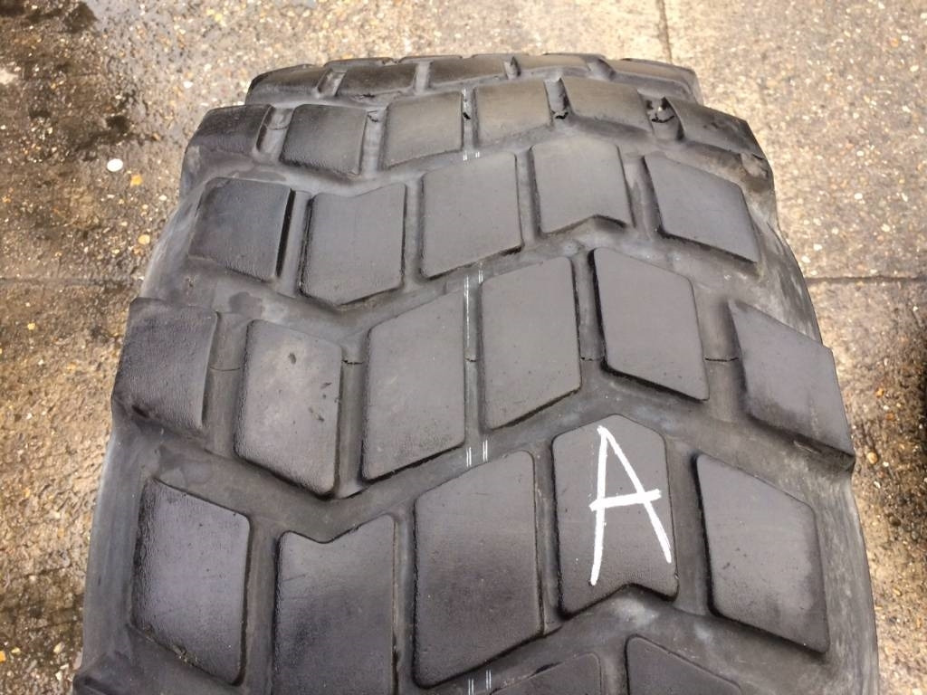 Michelin 525/65R20.5 XS - USED A 40% - Lốp cho Máy móc nông nghiệp: hình 2 Michelin 525/65R20.5 XS - USED A 40% - Lốp cho Máy móc nông nghiệp: hình 2