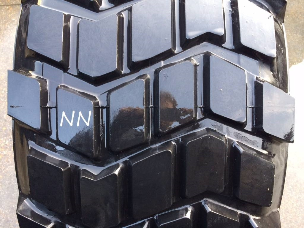 Michelin 525/65R20.5 XS - USED NN 95% - Lốp cho Máy móc nông nghiệp: hình 3 Michelin 525/65R20.5 XS - USED NN 95% - Lốp cho Máy móc nông nghiệp: hình 3