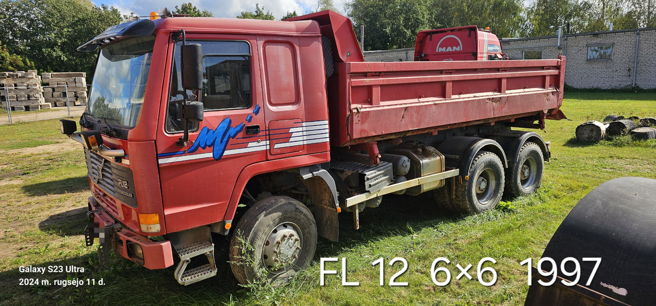 VOLVO FL 12 6x6 - Xe ben: hình 1 VOLVO FL 12 6x6 - Xe ben: hình 1