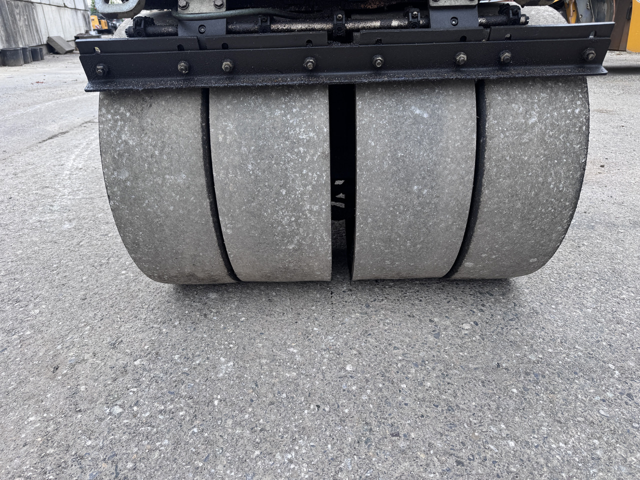 AMMANN ARX 16-2 C - Xe lu kết hợp: hình 5 AMMANN ARX 16-2 C - Xe lu kết hợp: hình 5