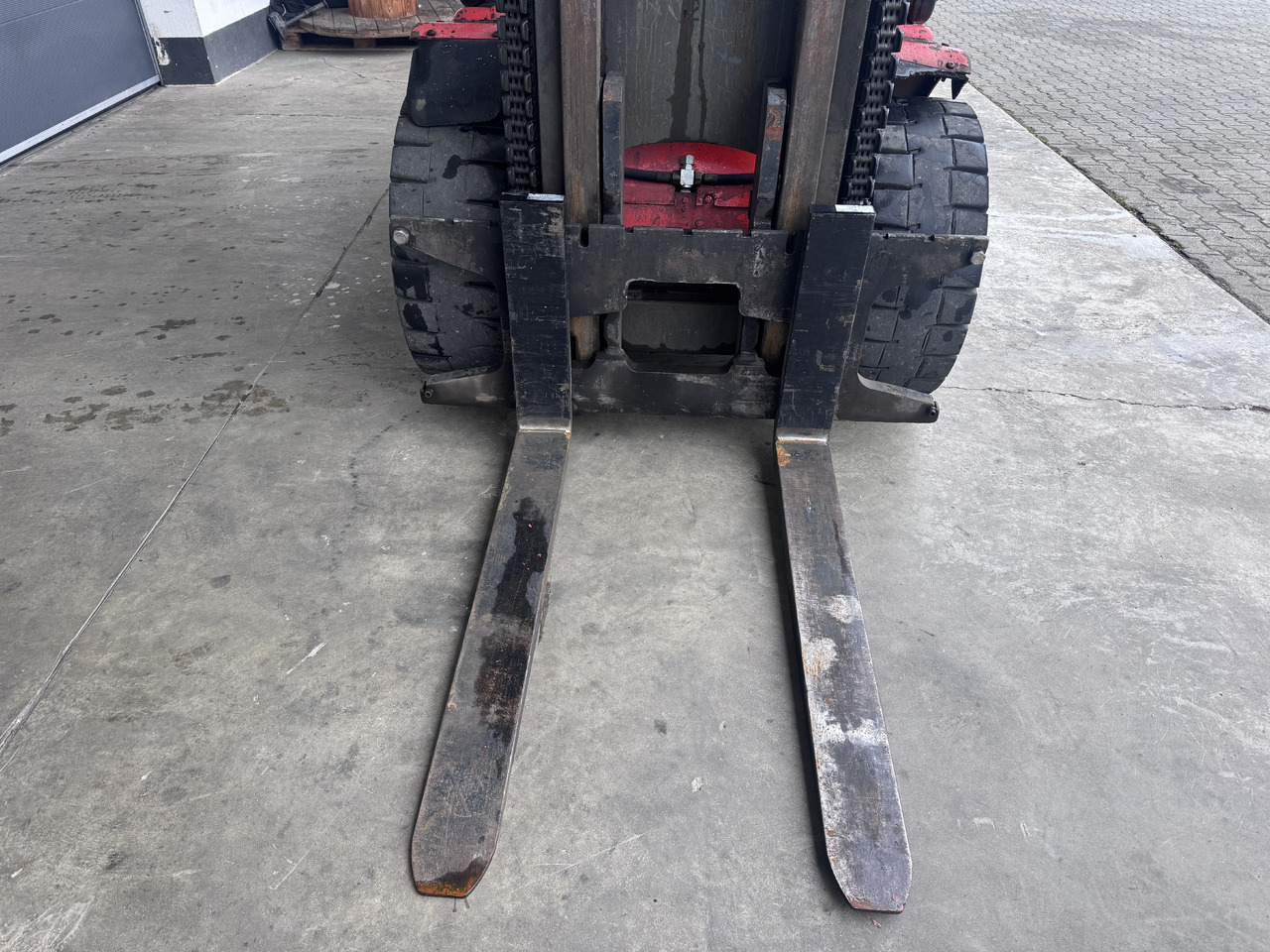 LINDE H 45 D 600 - Xe nâng diesel: hình 4 LINDE H 45 D 600 - Xe nâng diesel: hình 4