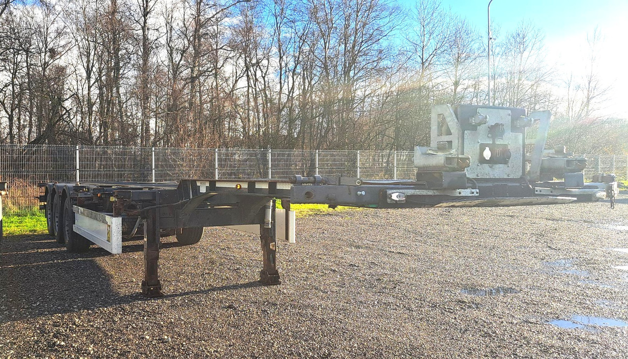 RENDERS EURO 922 - Xe chở container/ Sơ mi rơ moóc hoán đổi thân: hình 4 RENDERS EURO 922 - Xe chở container/ Sơ mi rơ moóc hoán đổi thân: hình 4