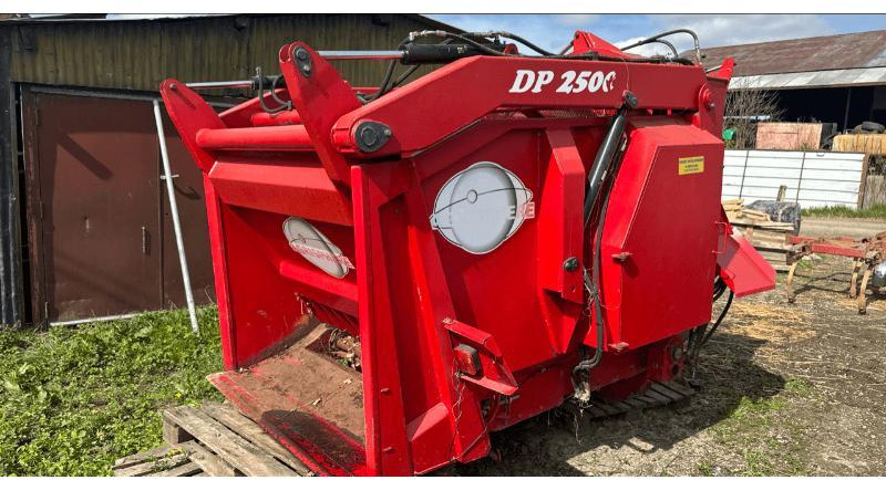 AGRISPHERE DP2500 - Xe trộn thức ăn gia súc: hình 2 AGRISPHERE DP2500 - Xe trộn thức ăn gia súc: hình 2
