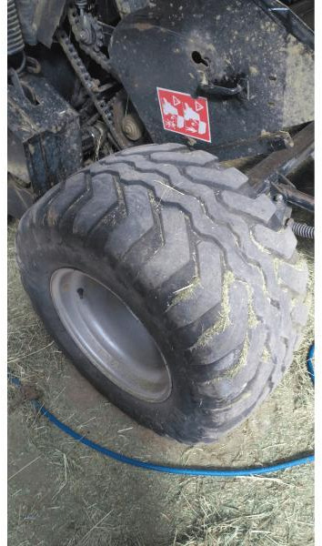 CASE-IH RB464 - Máy đóng kiện tròn: hình 5 CASE-IH RB464 - Máy đóng kiện tròn: hình 5