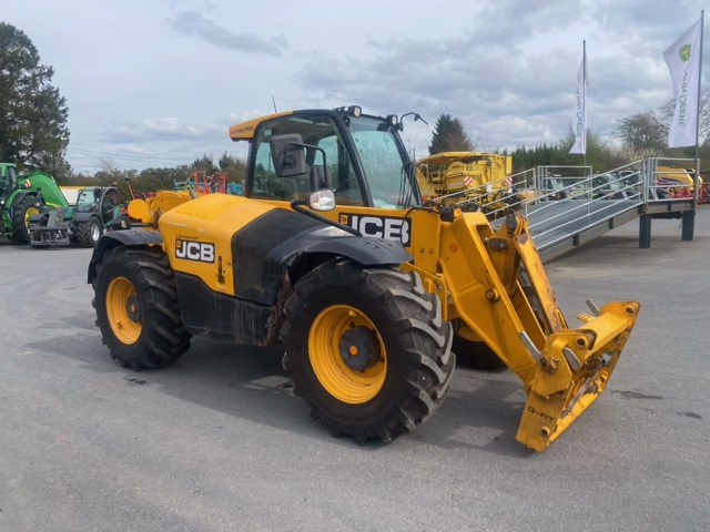 JCB 536-70 AGRISUPER - Xe nhấc hình viễn vọng kính: hình 3 JCB 536-70 AGRISUPER - Xe nhấc hình viễn vọng kính: hình 3