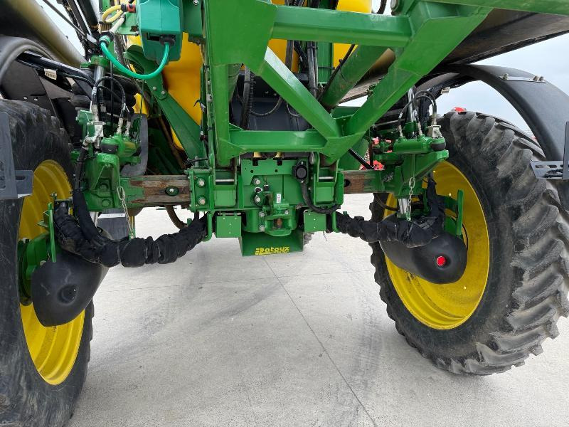 JOHN DEERE R4050I - Máy phun xịt tự hành: hình 5 JOHN DEERE R4050I - Máy phun xịt tự hành: hình 5
