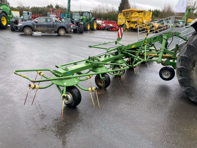 Dàn trải/ Cào KRONE KW6.72: hình 9 Dàn trải/ Cào KRONE KW6.72: hình 9