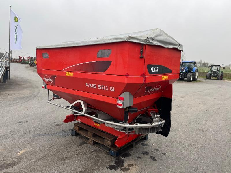 Máy rải phân bón KUHN AXIS50.1W: hình 11 Máy rải phân bón KUHN AXIS50.1W: hình 11