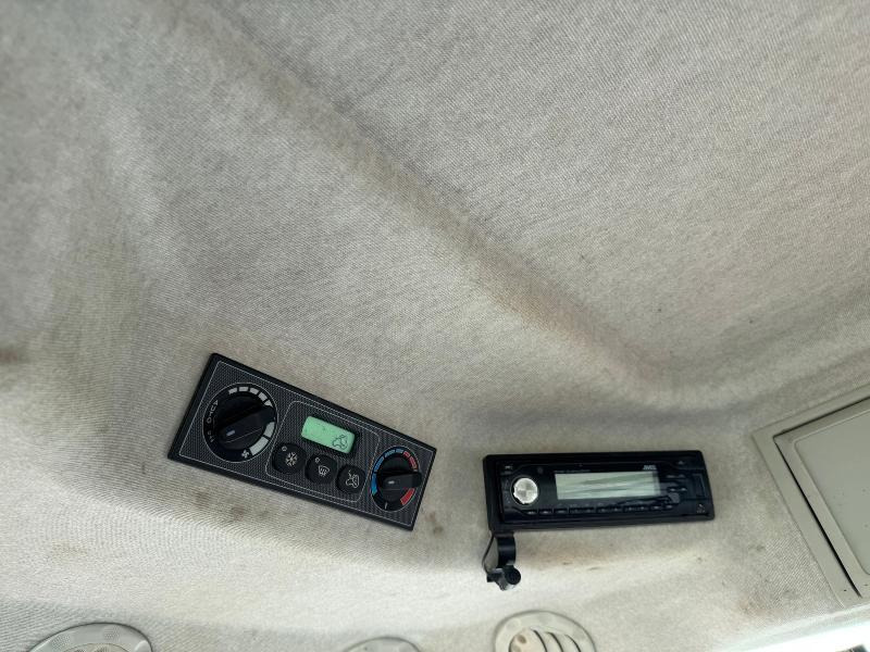 Máy cày MASSEY-FERGUSON 7726 DYNA VT EF: hình 12 Máy cày MASSEY-FERGUSON 7726 DYNA VT EF: hình 12