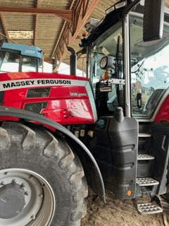 MASSEY-FERGUSON 8S205 EXCLUSIVE - Máy cày: hình 2 MASSEY-FERGUSON 8S205 EXCLUSIVE - Máy cày: hình 2