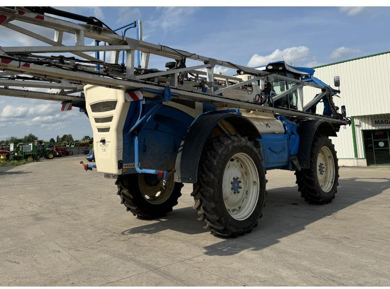 MATROT XENON 4300 - Máy phun xịt tự hành: hình 4 MATROT XENON 4300 - Máy phun xịt tự hành: hình 4