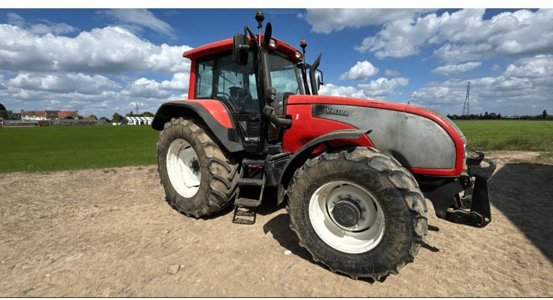VALTRA T160 - Máy cày: hình 4 VALTRA T160 - Máy cày: hình 4