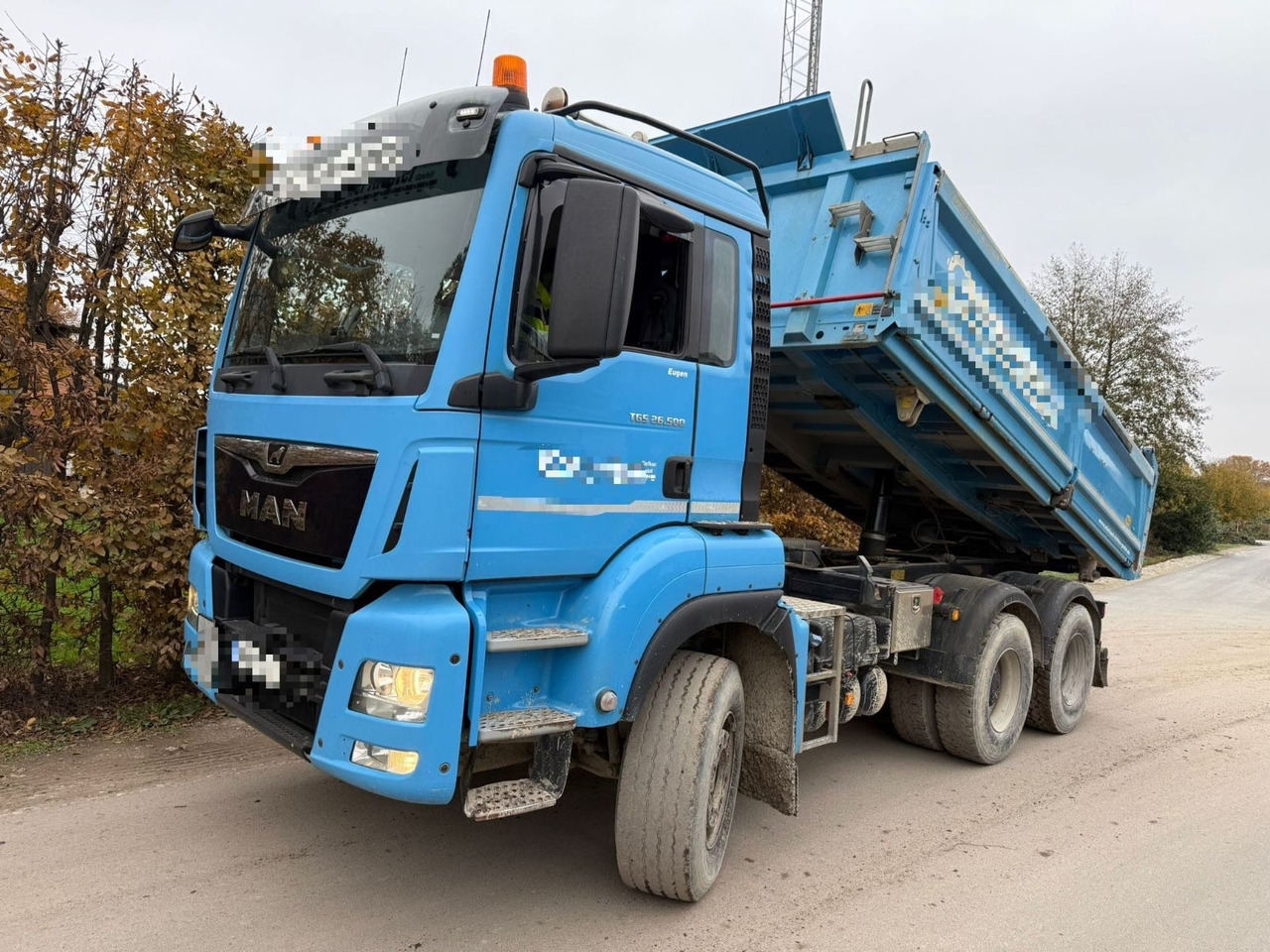 MAN 26.500 - Xe ben: hình 1 MAN 26.500 - Xe ben: hình 1