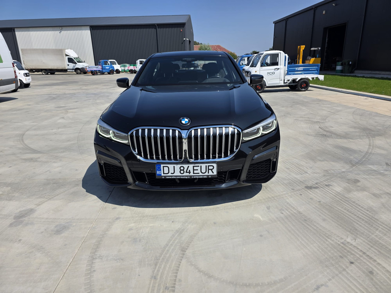 BMW 730 Xdrive Mild-Hybrid - Sedan: hình 1 BMW 730 Xdrive Mild-Hybrid - Sedan: hình 1