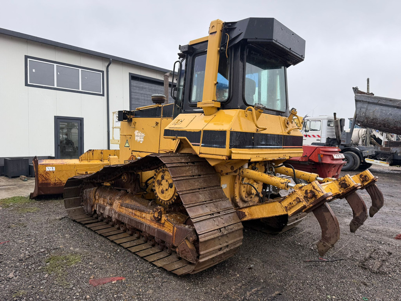 BULLDOZER CATERPILLAR D5 - Máy ủi: hình 4 BULLDOZER CATERPILLAR D5 - Máy ủi: hình 4