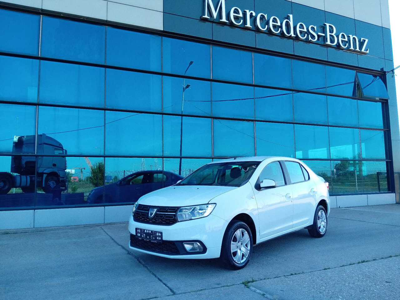 Dacia Logan 1.5 dCi, TOP ! - Sedan: hình 1 Dacia Logan 1.5 dCi, TOP ! - Sedan: hình 1