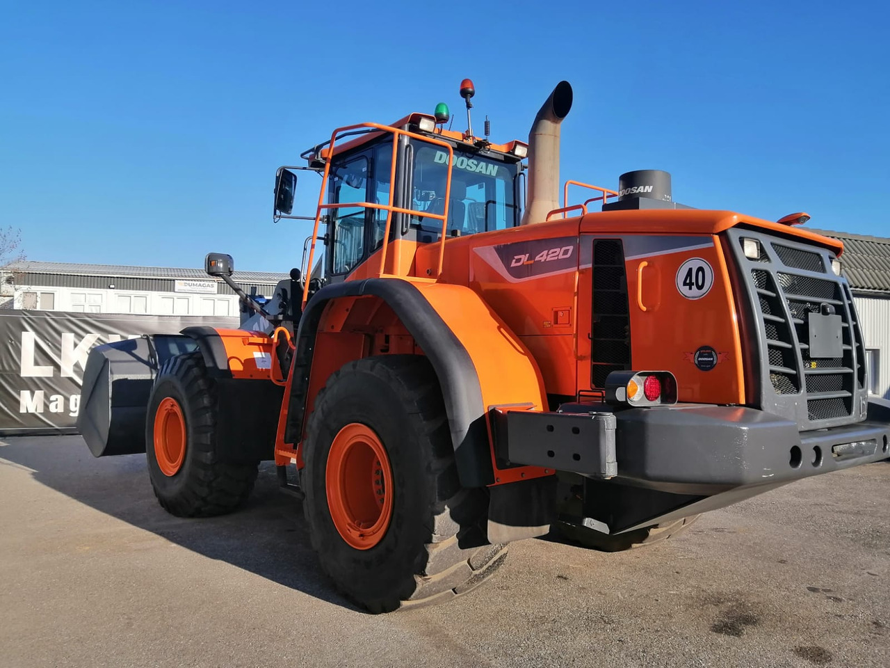 Doosan DL 420-5 Front End Loader, TOP!!! - Máy xúc lật bánh lốp: hình 3 Doosan DL 420-5 Front End Loader, TOP!!! - Máy xúc lật bánh lốp: hình 3