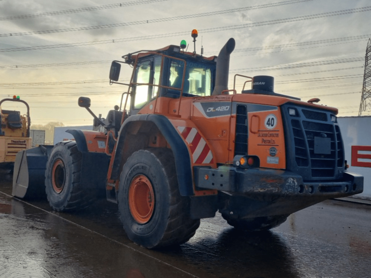 Doosan DL 420-5 Front End Loader, TOP!!! - Máy xúc lật bánh lốp: hình 4 Doosan DL 420-5 Front End Loader, TOP!!! - Máy xúc lật bánh lốp: hình 4