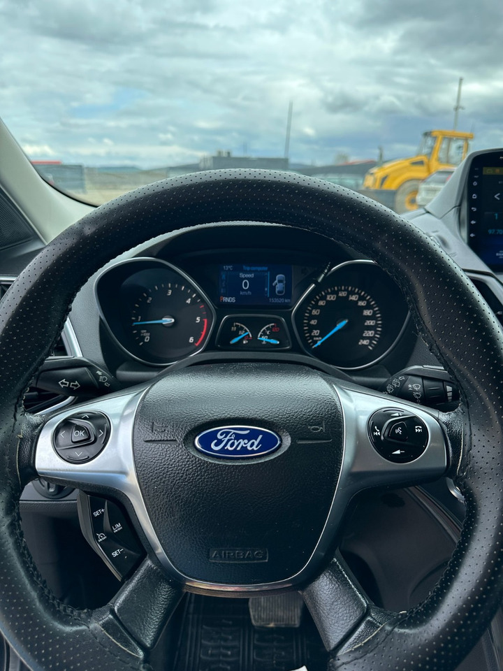 FORD KUGA TITANIUM - SUV: hình 4 FORD KUGA TITANIUM - SUV: hình 4