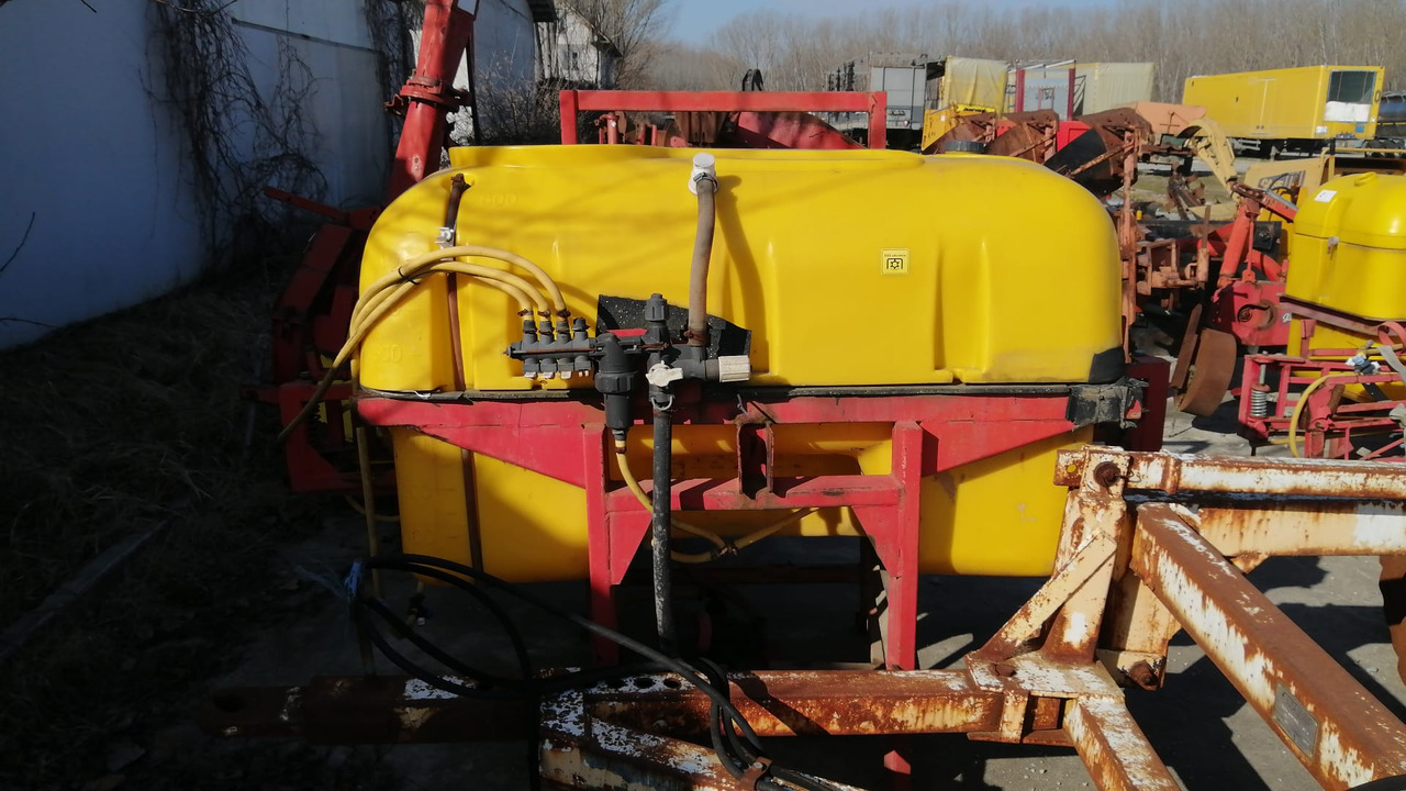 Herbicide Worn /Sprayer 800 l 12m - Máy xịt gắn trên máy cày: hình 5 Herbicide Worn /Sprayer 800 l 12m - Máy xịt gắn trên máy cày: hình 5